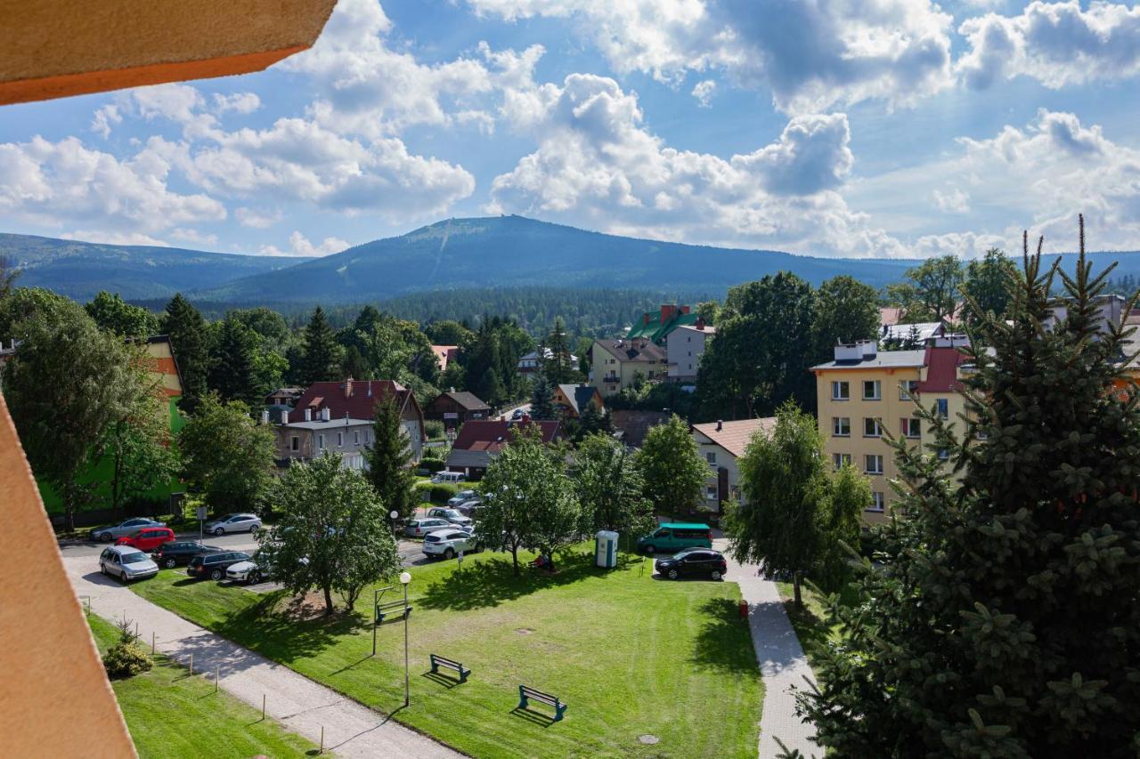 Duze W Centrum Z Widokiem Szklarska Poręba Exteriör bild
